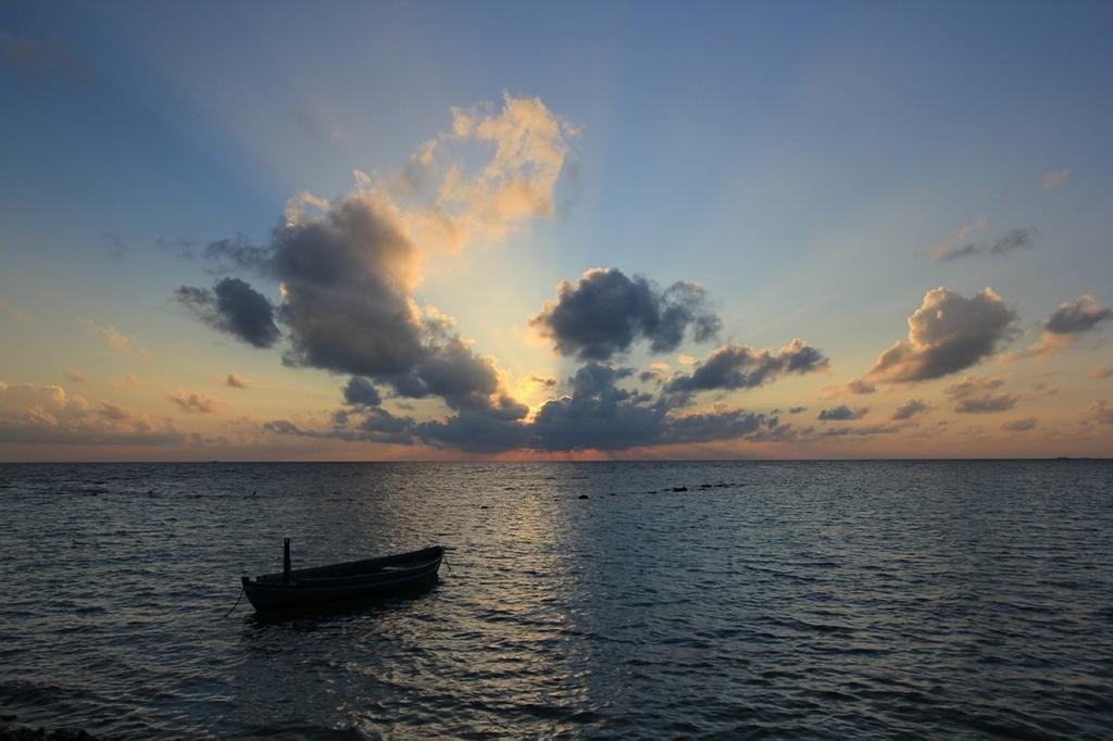 Local Island Inn Hangnaameedhoo Kültér fotó